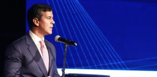 Santi Peña fortalece la idea de compras públicas