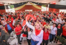 Lambareños piden que Carol González sea su próxima intendenta